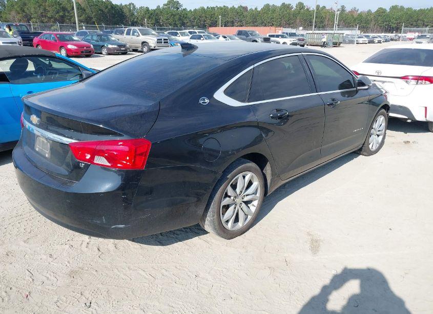 Photo 4 of 2018 Chevrolet Impala 1LT (VIN 2G1105S35J9132809)