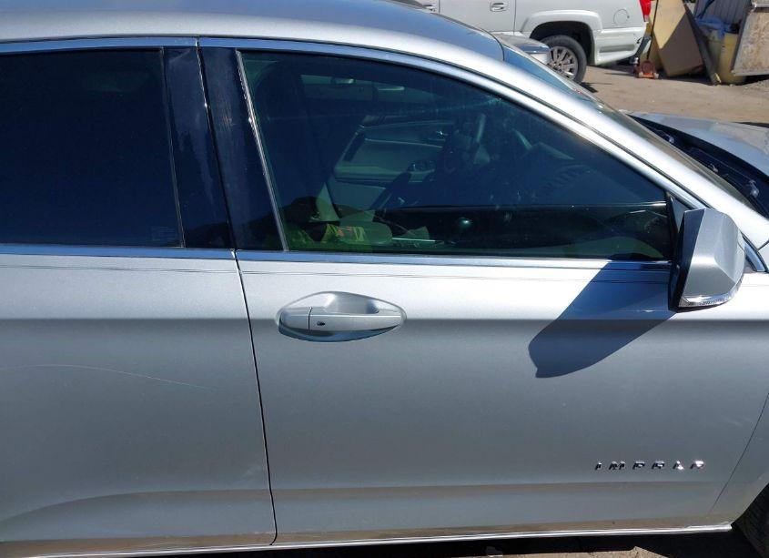 Photo 14 of 2018 Chevrolet Impala 1LT (VIN 2G1105S35J9143910)