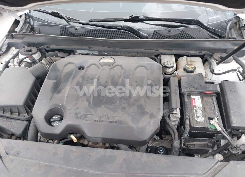 Photo 10 of 2018 Chevrolet Impala 1LT (VIN 2G1105S35J9166927)