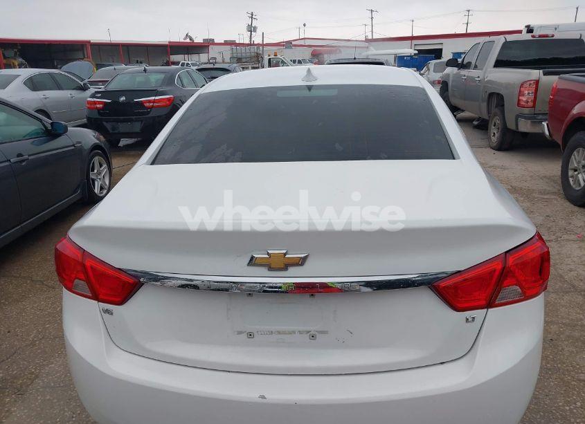 Photo 16 of 2018 Chevrolet Impala 1LT (VIN 2G1105S35J9166927)