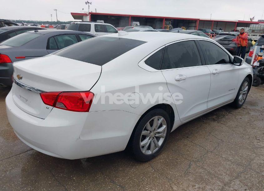 Photo 4 of 2018 Chevrolet Impala 1LT (VIN 2G1105S35J9166927)