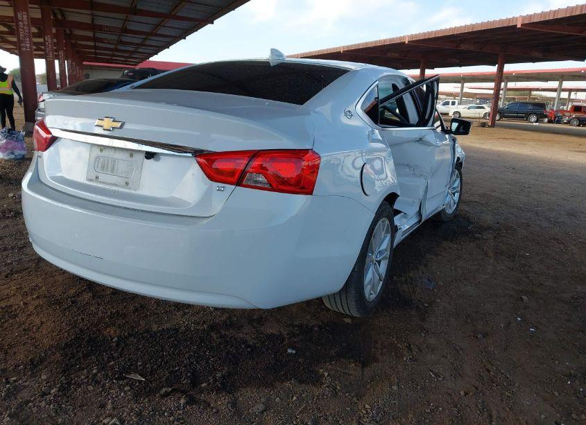 Photo 4 of 2017 Chevrolet Impala 1LT (VIN 2G1105S36H9120095)