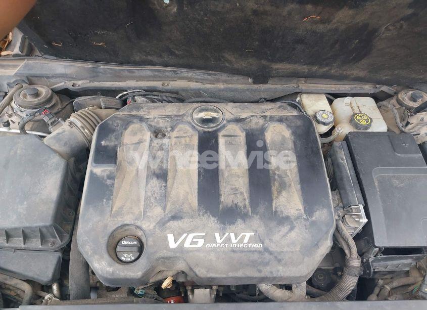 Photo 10 of 2017 Chevrolet Impala 1LT (VIN 2G1105S36H9186498)