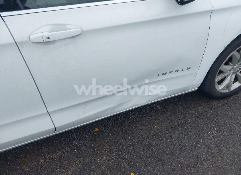 Photo 19 of 2018 Chevrolet Impala 1LT (VIN 2G1105S36J9116229)