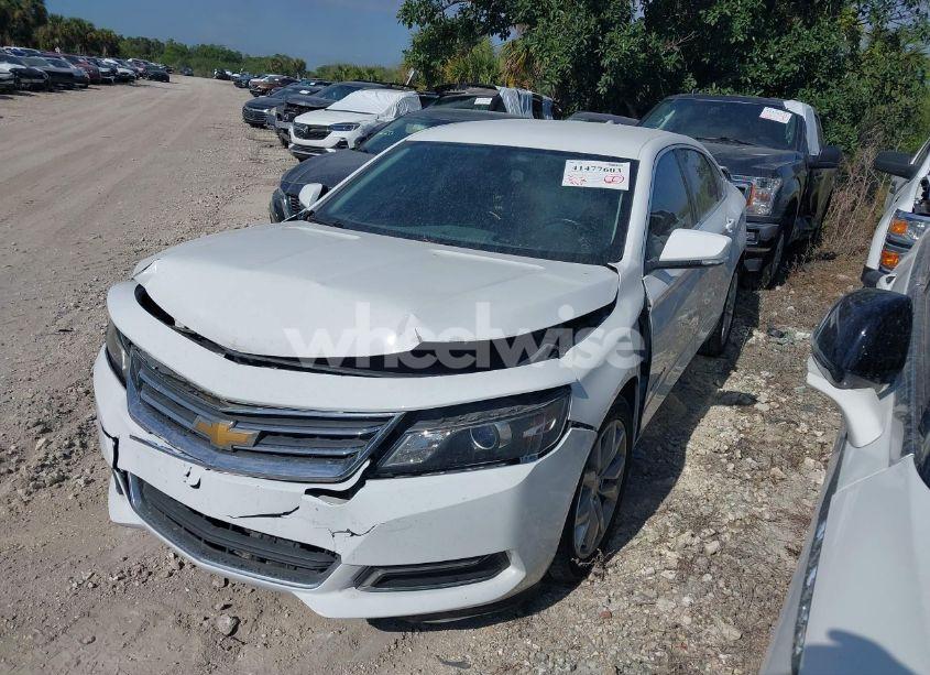 Photo 2 of 2018 Chevrolet Impala 1LT (VIN 2G1105S36J9120149)