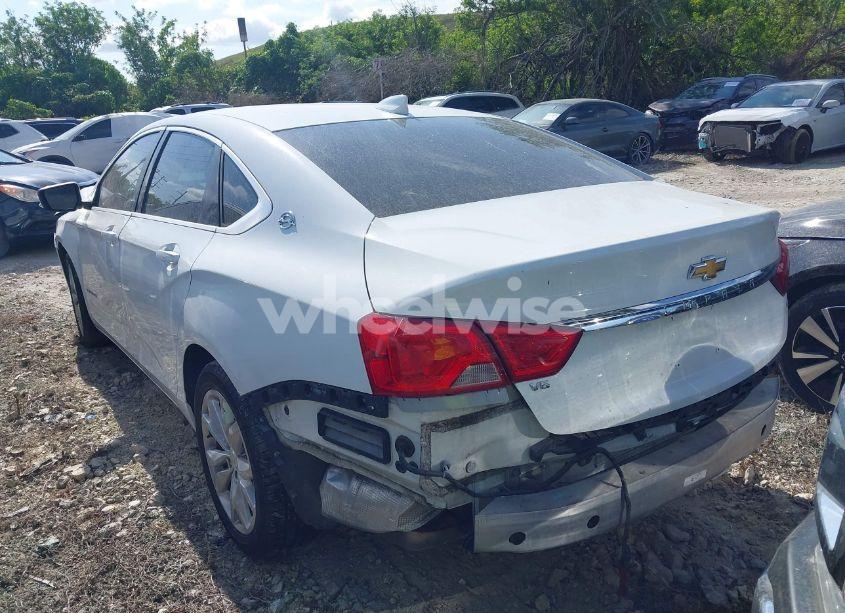 Photo 3 of 2018 Chevrolet Impala 1LT (VIN 2G1105S36J9120149)