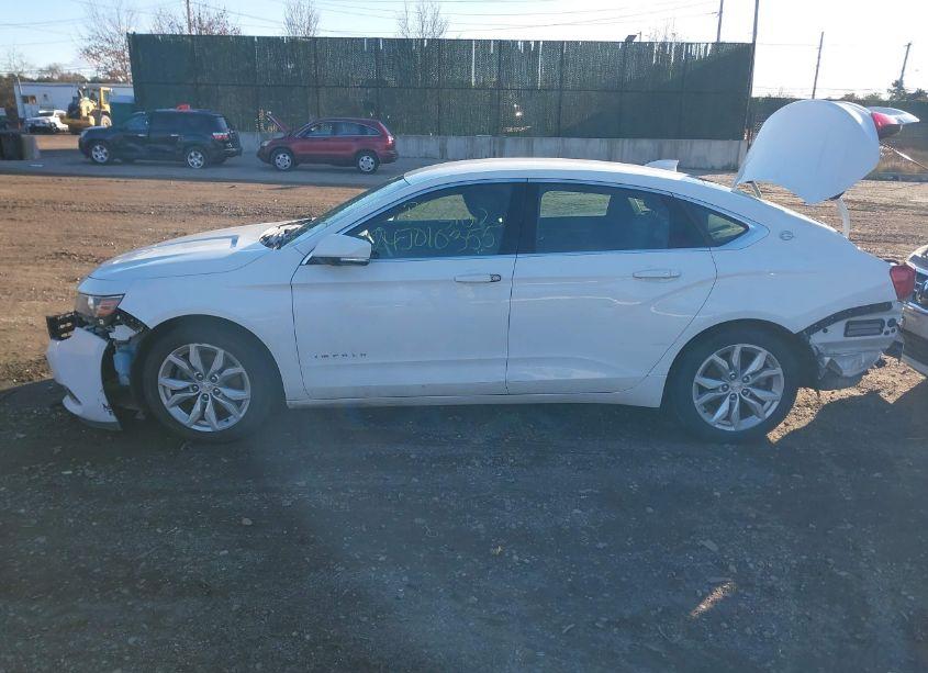 Photo 13 of 2018 Chevrolet Impala 1LT (VIN 2G1105S36J9156858)