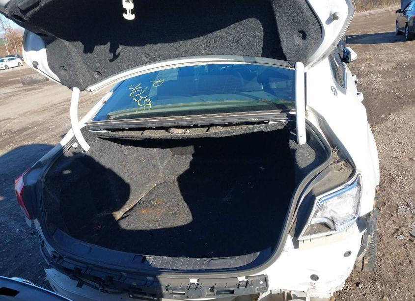 Photo 15 of 2018 Chevrolet Impala 1LT (VIN 2G1105S36J9156858)