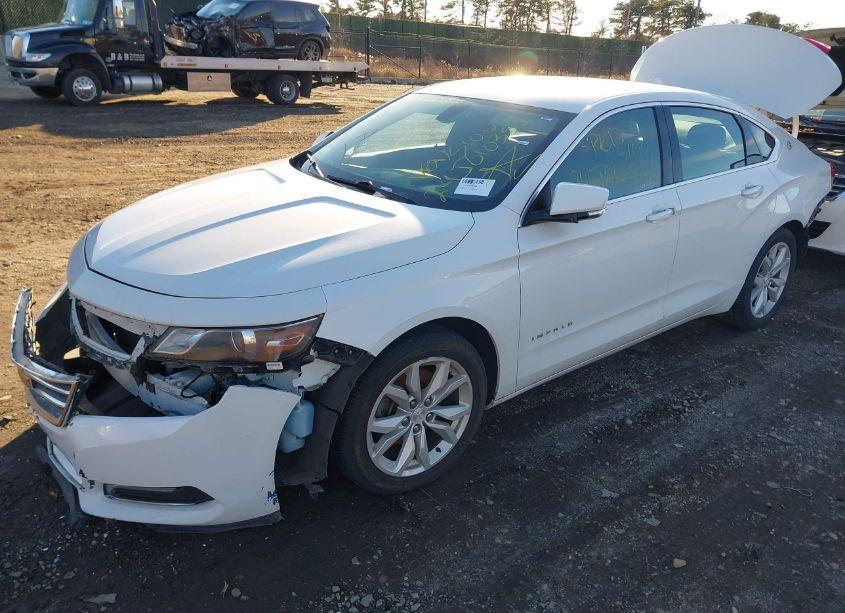 Photo 2 of 2018 Chevrolet Impala 1LT (VIN 2G1105S36J9156858)