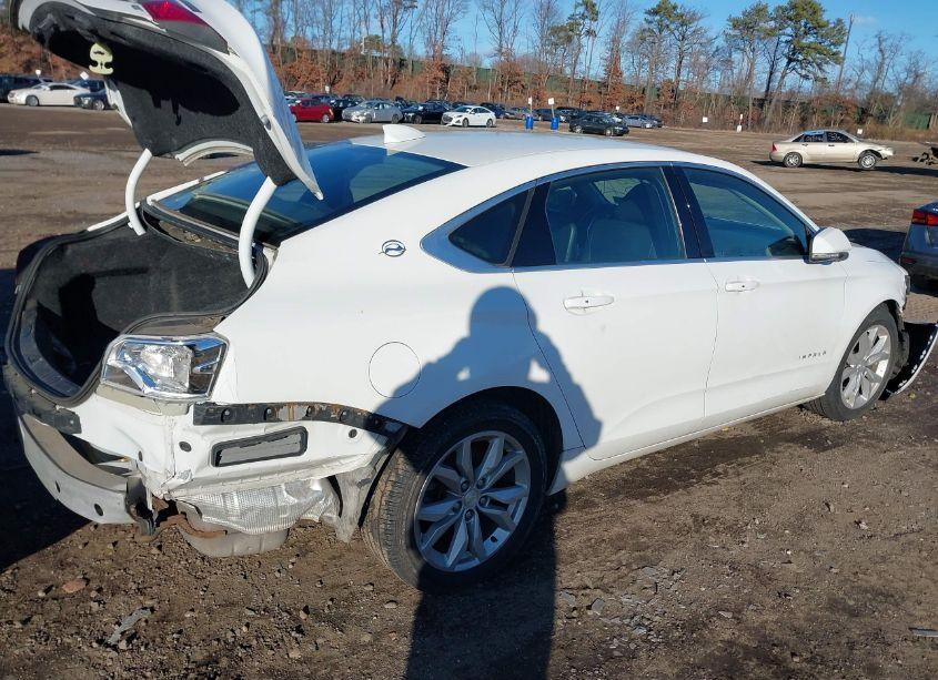 Photo 4 of 2018 Chevrolet Impala 1LT (VIN 2G1105S36J9156858)