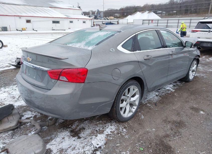 Photo 4 of 2017 Chevrolet Impala 1LT (VIN 2G1105S37H9134720)