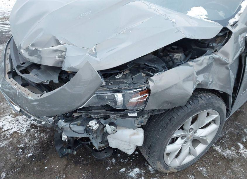 Photo 6 of 2017 Chevrolet Impala 1LT (VIN 2G1105S37H9134720)