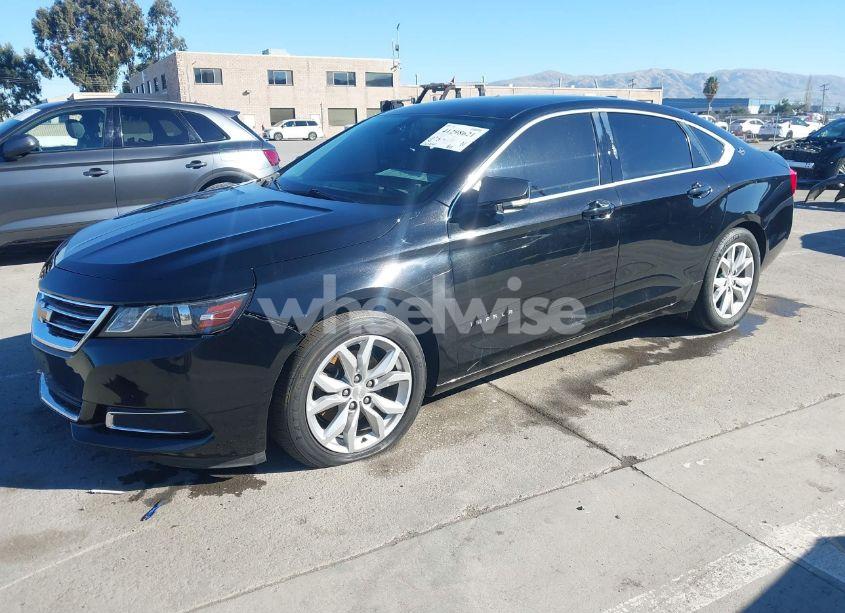 Photo 2 of 2017 Chevrolet Impala 1LT (VIN 2G1105S37H9174909)