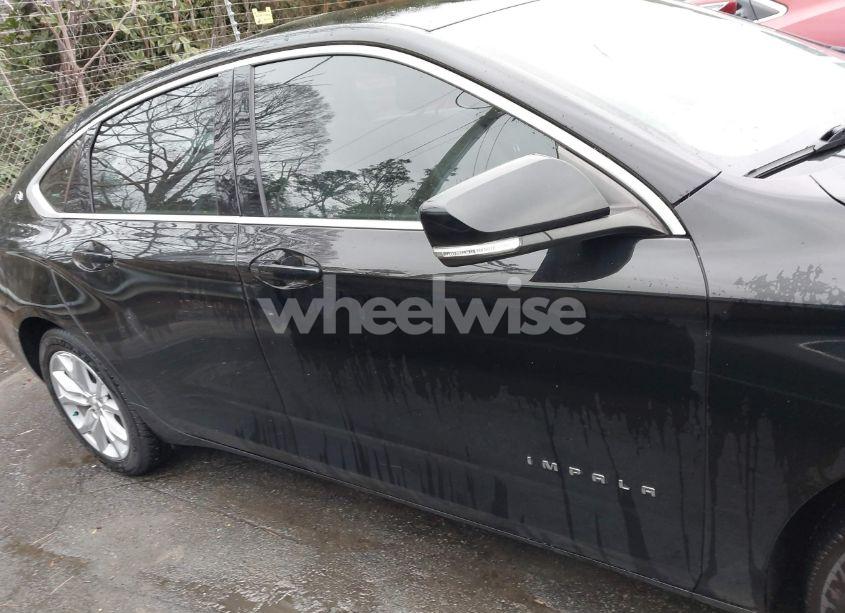 Photo 13 of 2017 Chevrolet Impala 1LT (VIN 2G1105S37H9180709)