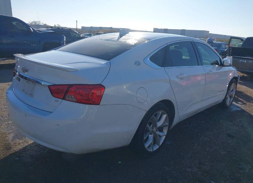 Photo 4 of 2017 Chevrolet Impala 1LT (VIN 2G1105S37H9181732)