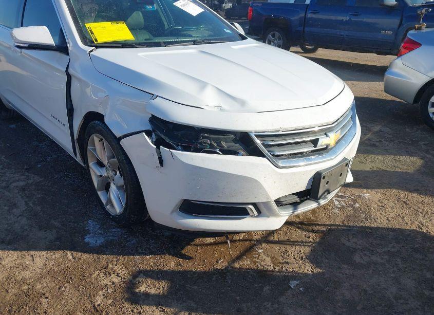 Photo 6 of 2017 Chevrolet Impala 1LT (VIN 2G1105S37H9181732)