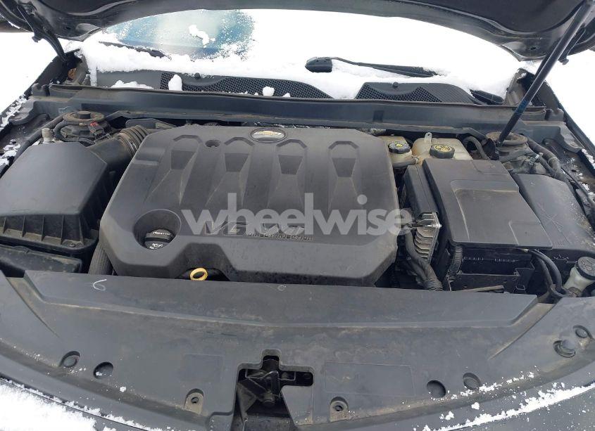 Photo 10 of 2018 Chevrolet Impala 1LT (VIN 2G1105S37J9119396)