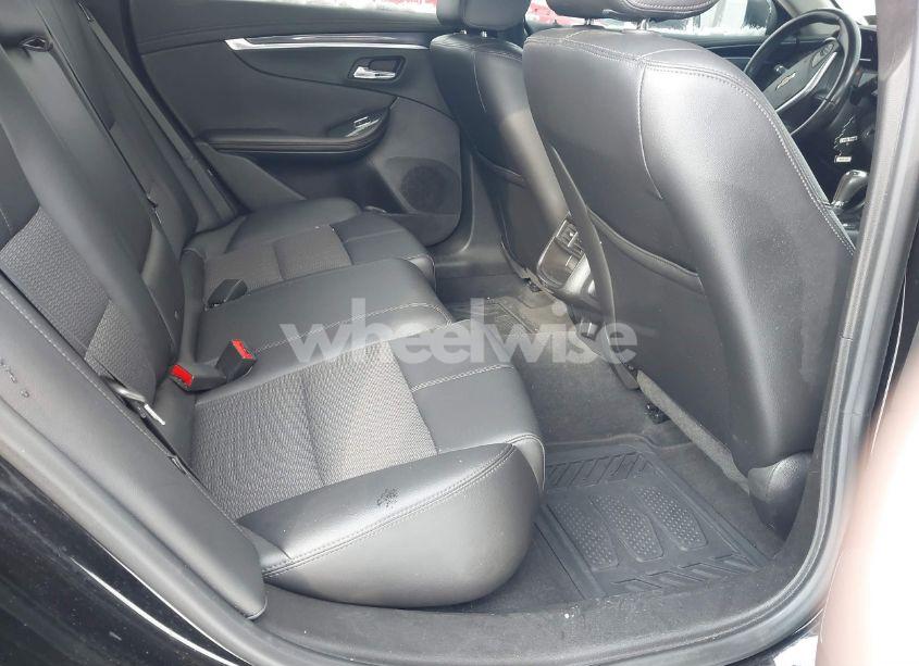 Photo 8 of 2018 Chevrolet Impala 1LT (VIN 2G1105S37J9119396)