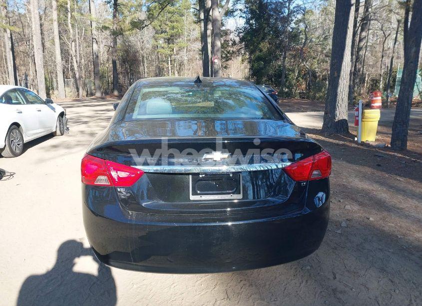 Photo 16 of 2018 Chevrolet Impala 1LT (VIN 2G1105S37J9128843)