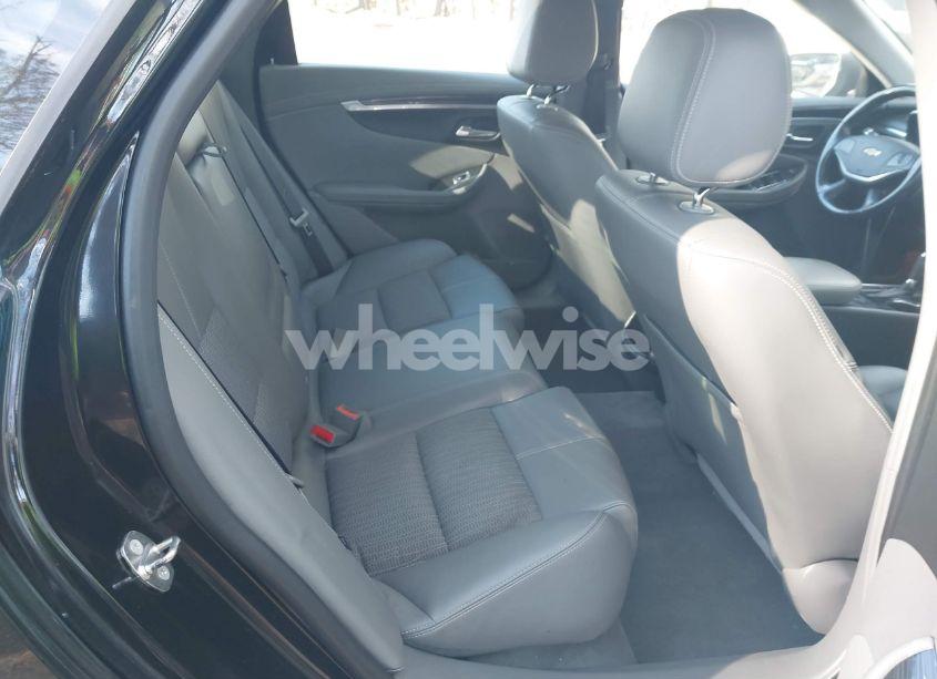 Photo 8 of 2018 Chevrolet Impala 1LT (VIN 2G1105S37J9128843)