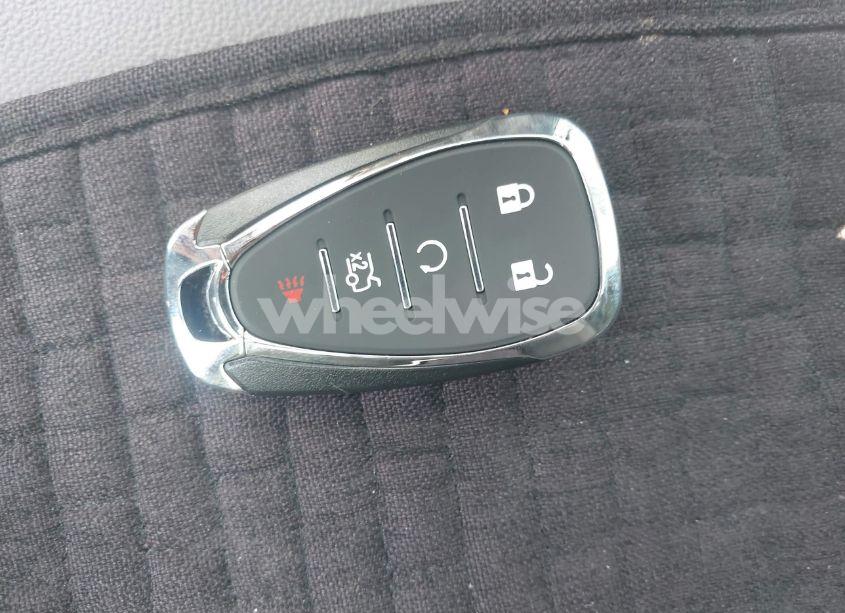 Photo 11 of 2018 Chevrolet Impala 1LT (VIN 2G1105S37J9136487)