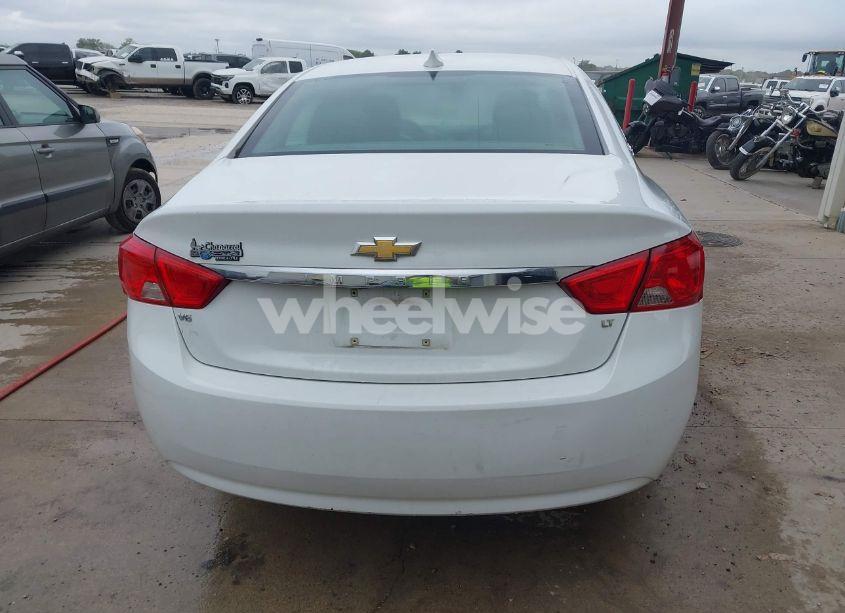Photo 16 of 2018 Chevrolet Impala 1LT (VIN 2G1105S37J9136487)