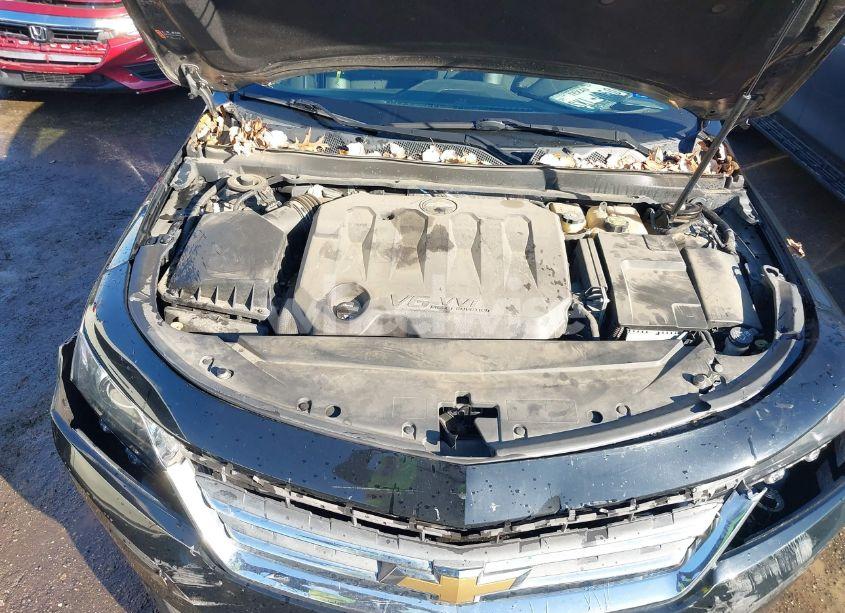 Photo 10 of 2018 Chevrolet Impala 1LT (VIN 2G1105S37J9142581)