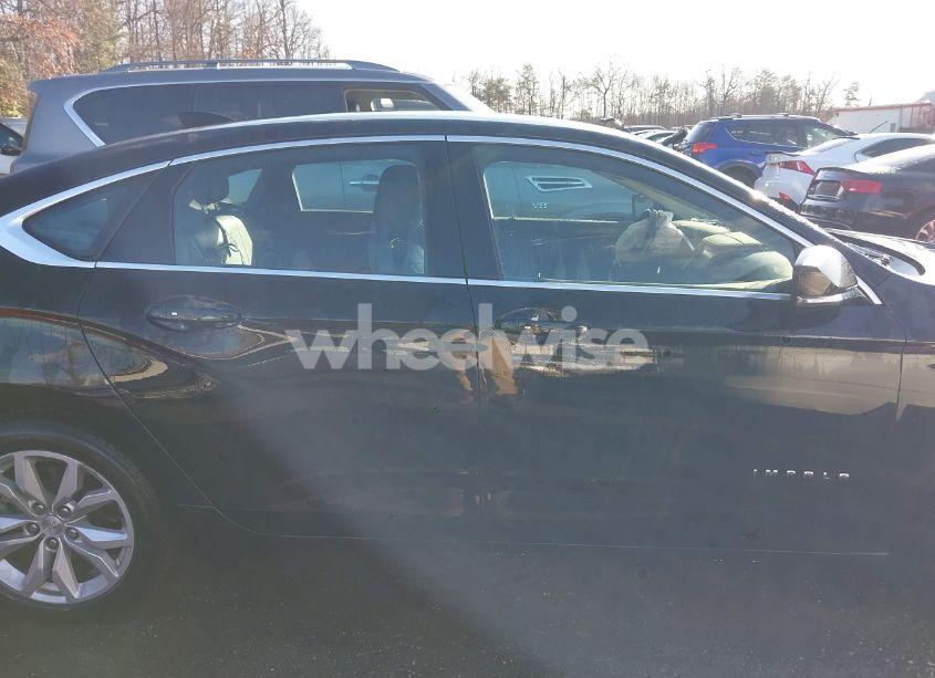 Photo 13 of 2018 Chevrolet Impala 1LT (VIN 2G1105S37J9142581)
