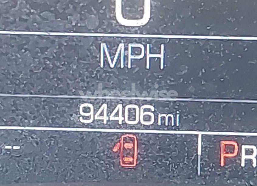 Photo 15 of 2018 Chevrolet Impala 1LT (VIN 2G1105S37J9142581)