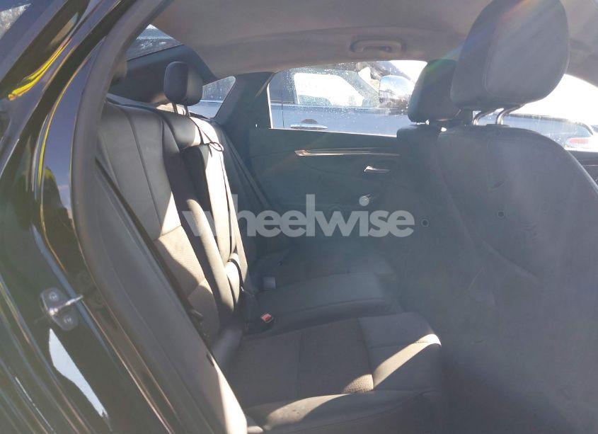 Photo 8 of 2018 Chevrolet Impala 1LT (VIN 2G1105S37J9142581)