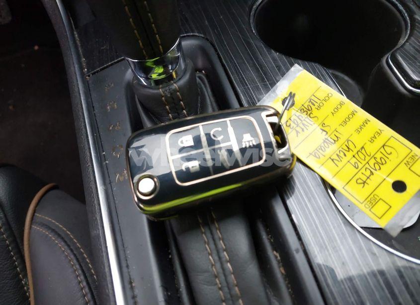 Photo 11 of 2019 Chevrolet Impala PREMIER (VIN 2G1105S37K9132487)