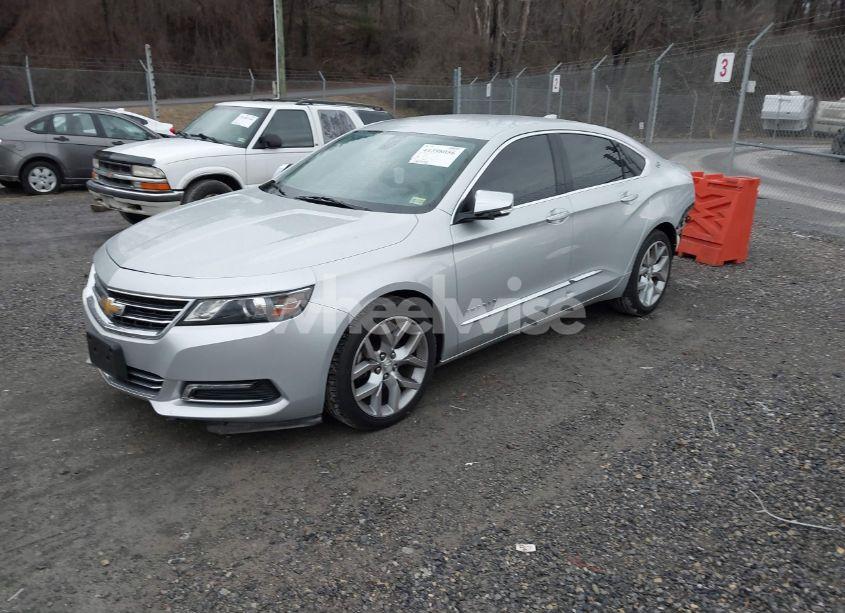 Photo 2 of 2019 Chevrolet Impala PREMIER (VIN 2G1105S37K9132487)