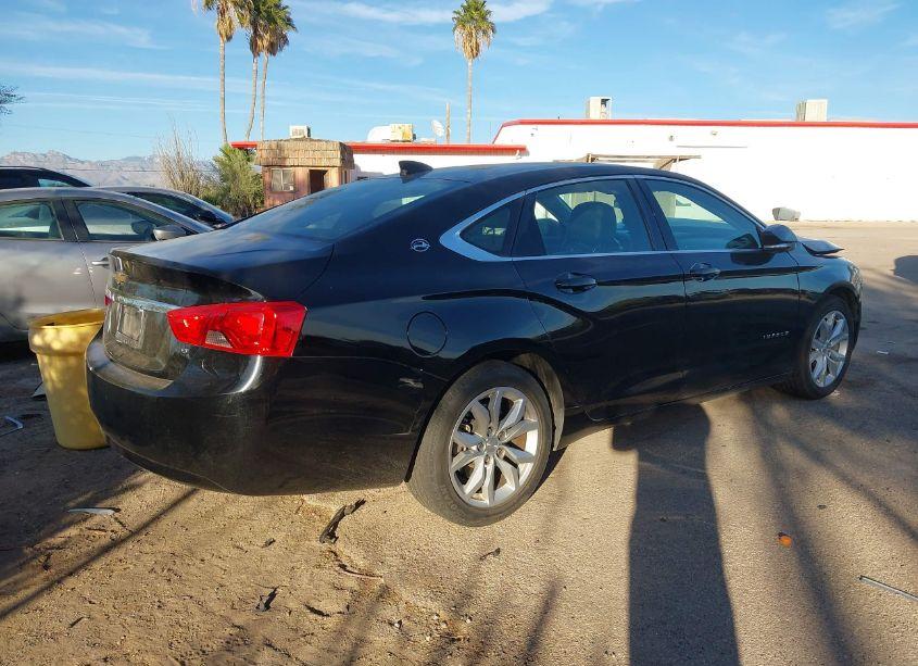 Photo 4 of 2017 Chevrolet Impala 1LT (VIN 2G1105S38H9132684)
