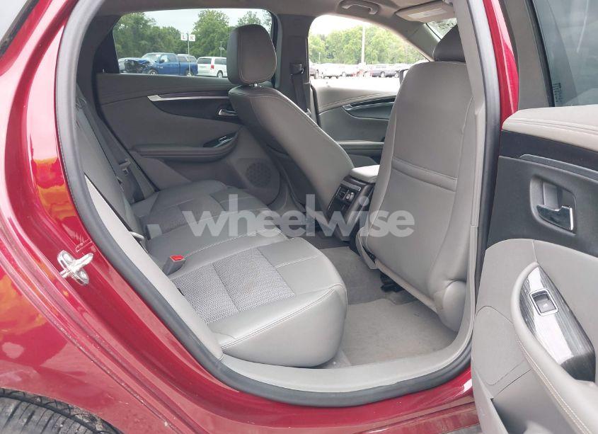 Photo 8 of 2017 Chevrolet Impala 1LT (VIN 2G1105S38H9177124)