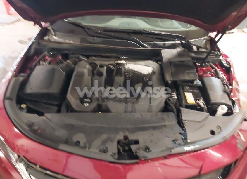 Photo 10 of 2018 Chevrolet Impala 1LT (VIN 2G1105S38J9143996)