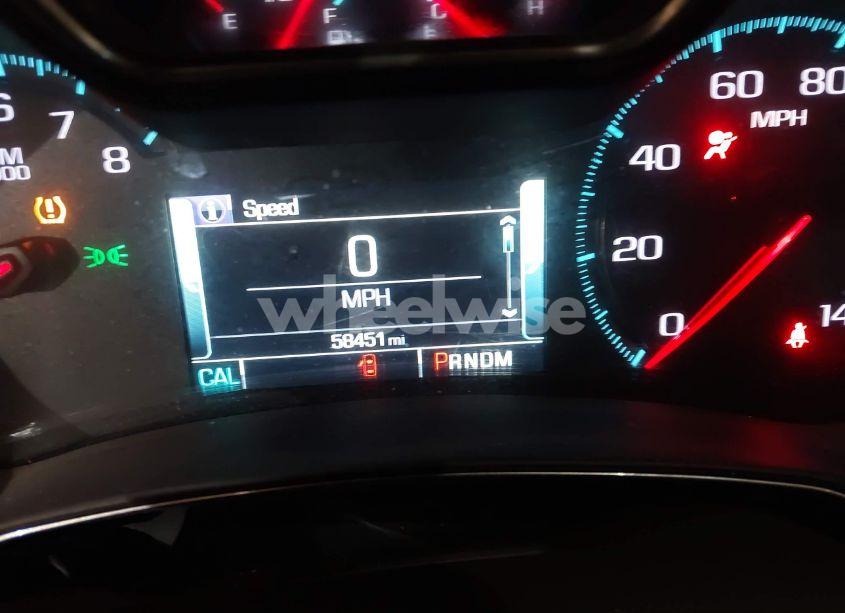 Photo 15 of 2018 Chevrolet Impala 1LT (VIN 2G1105S38J9143996)