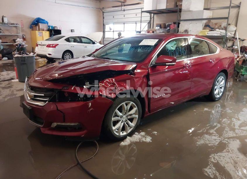 Photo 2 of 2018 Chevrolet Impala 1LT (VIN 2G1105S38J9143996)