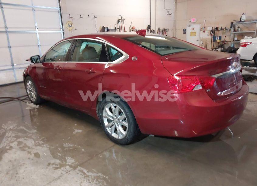 Photo 3 of 2018 Chevrolet Impala 1LT (VIN 2G1105S38J9143996)