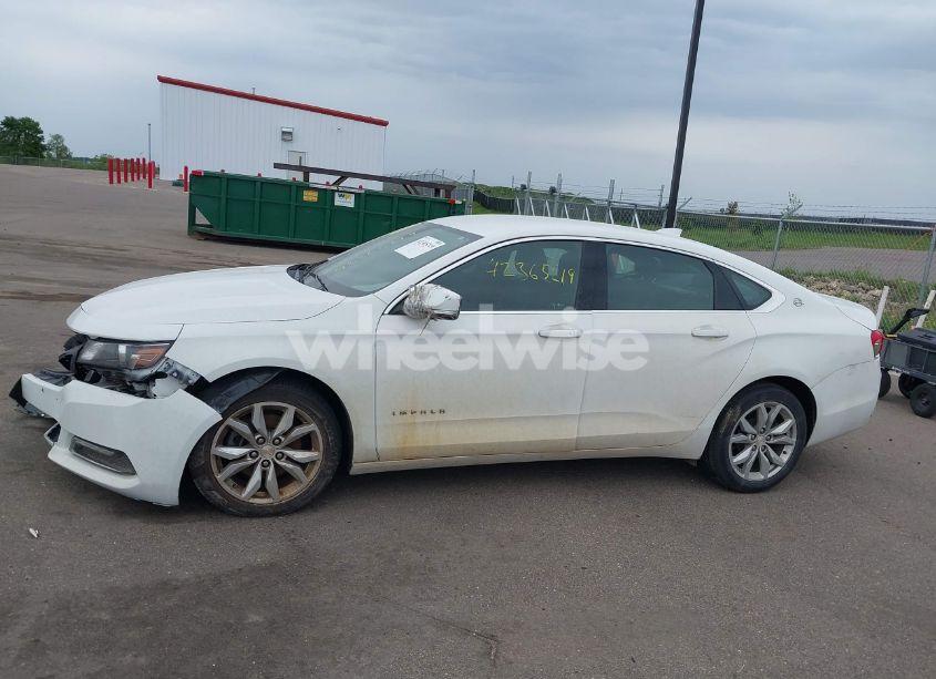 Photo 15 of 2018 Chevrolet Impala 1LT (VIN 2G1105S38J9151127)