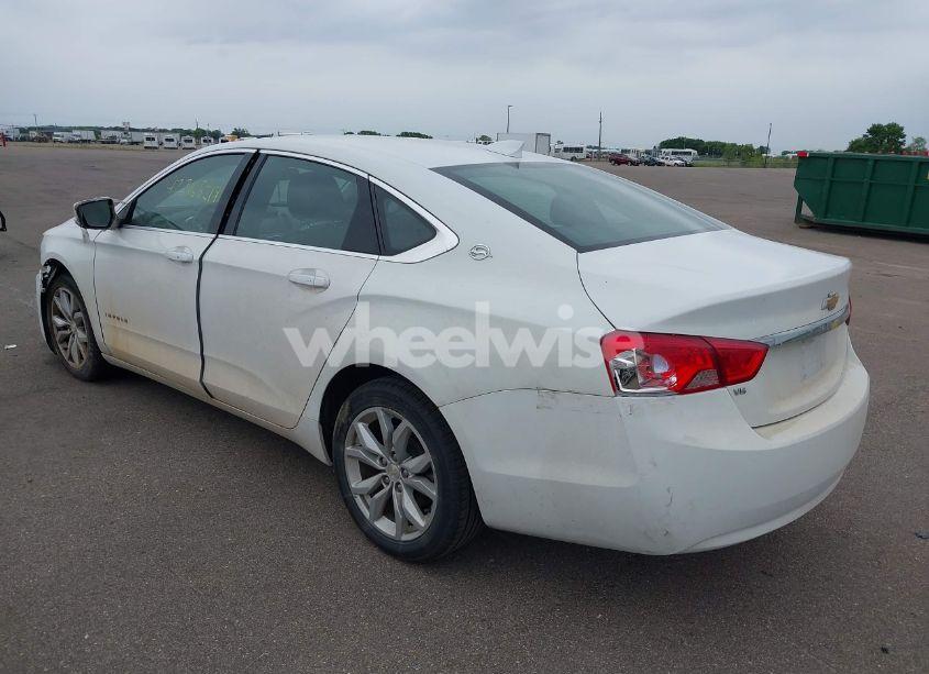 Photo 3 of 2018 Chevrolet Impala 1LT (VIN 2G1105S38J9151127)