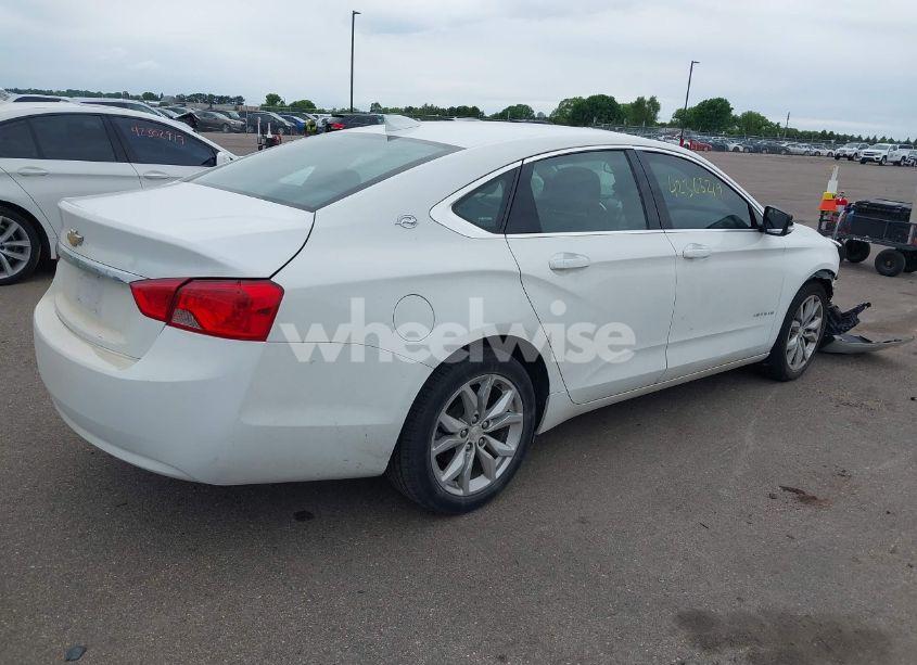 Photo 4 of 2018 Chevrolet Impala 1LT (VIN 2G1105S38J9151127)