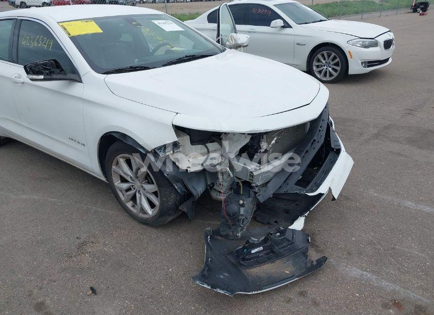 Photo 6 of 2018 Chevrolet Impala 1LT (VIN 2G1105S38J9151127)