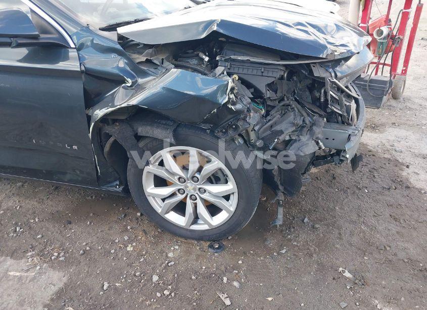 Photo 6 of 2018 Chevrolet Impala 1LT (VIN 2G1105S38J9171894)