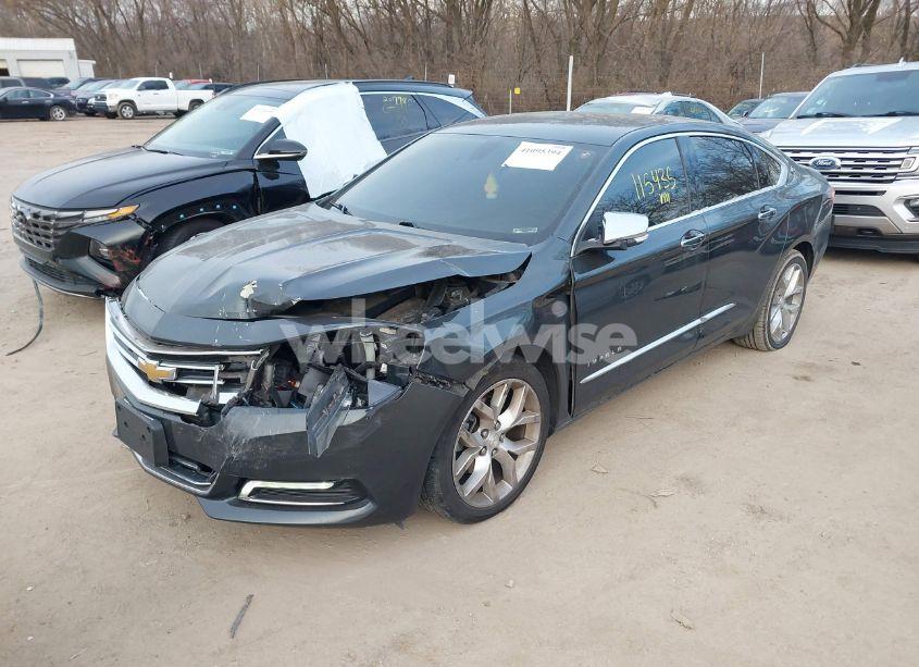 Photo 2 of 2019 Chevrolet Impala PREMIER (VIN 2G1105S38K9109784)