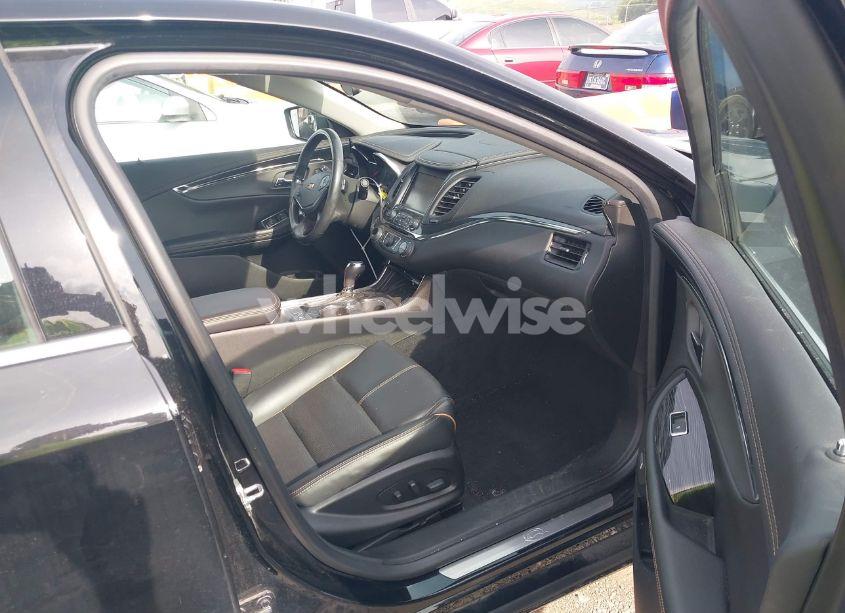 Photo 5 of 2020 Chevrolet Impala FWD PREMIER (VIN 2G1105S38L9104876)