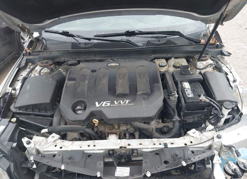 Photo 10 of 2017 Chevrolet Impala 1LT (VIN 2G1105S39H9112265)