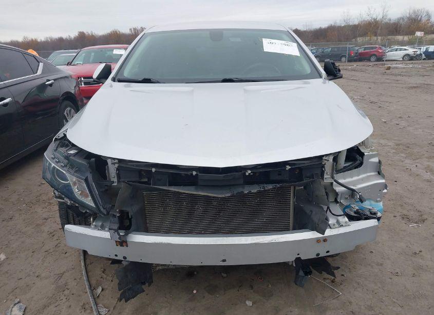 Photo 13 of 2017 Chevrolet Impala 1LT (VIN 2G1105S39H9112265)