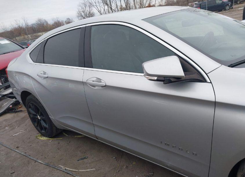 Photo 14 of 2017 Chevrolet Impala 1LT (VIN 2G1105S39H9112265)