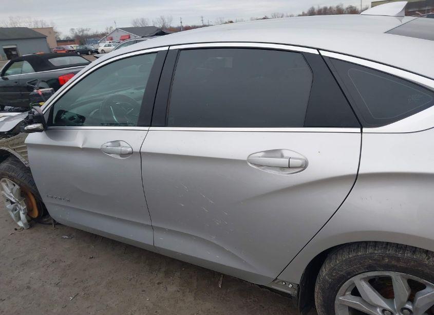 Photo 15 of 2017 Chevrolet Impala 1LT (VIN 2G1105S39H9112265)