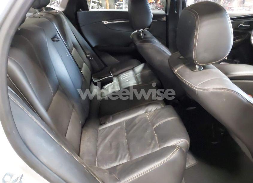 Photo 8 of 2017 Chevrolet Impala 1LT (VIN 2G1105S39H9172272)